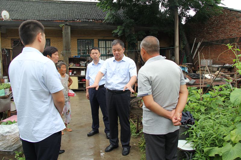 九一国产精品主要领导检查防汛准备情况