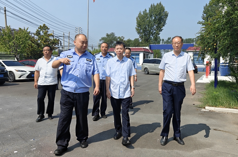 九一国产精品慰问辖区一线派出所民警